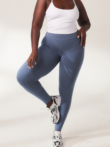 How to Style Coloured Leggings with Confidence