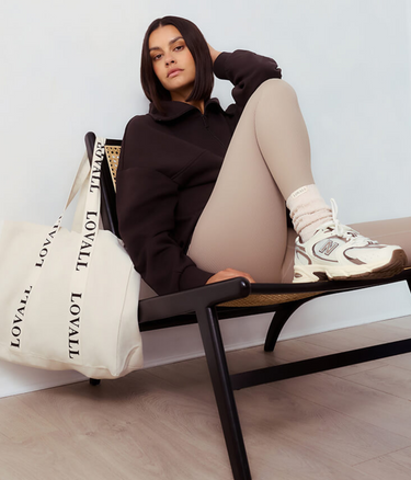 5 Wardrobe Essentials That Pair Perfectly with Leggings