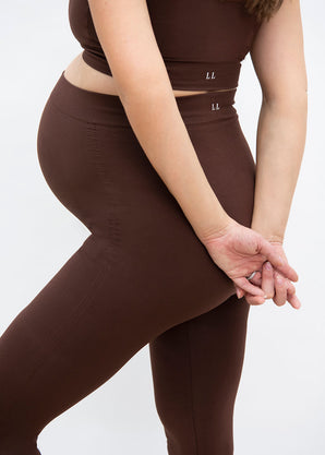 Ultimate Seamless Maternity Leggings - Chocolate Brown