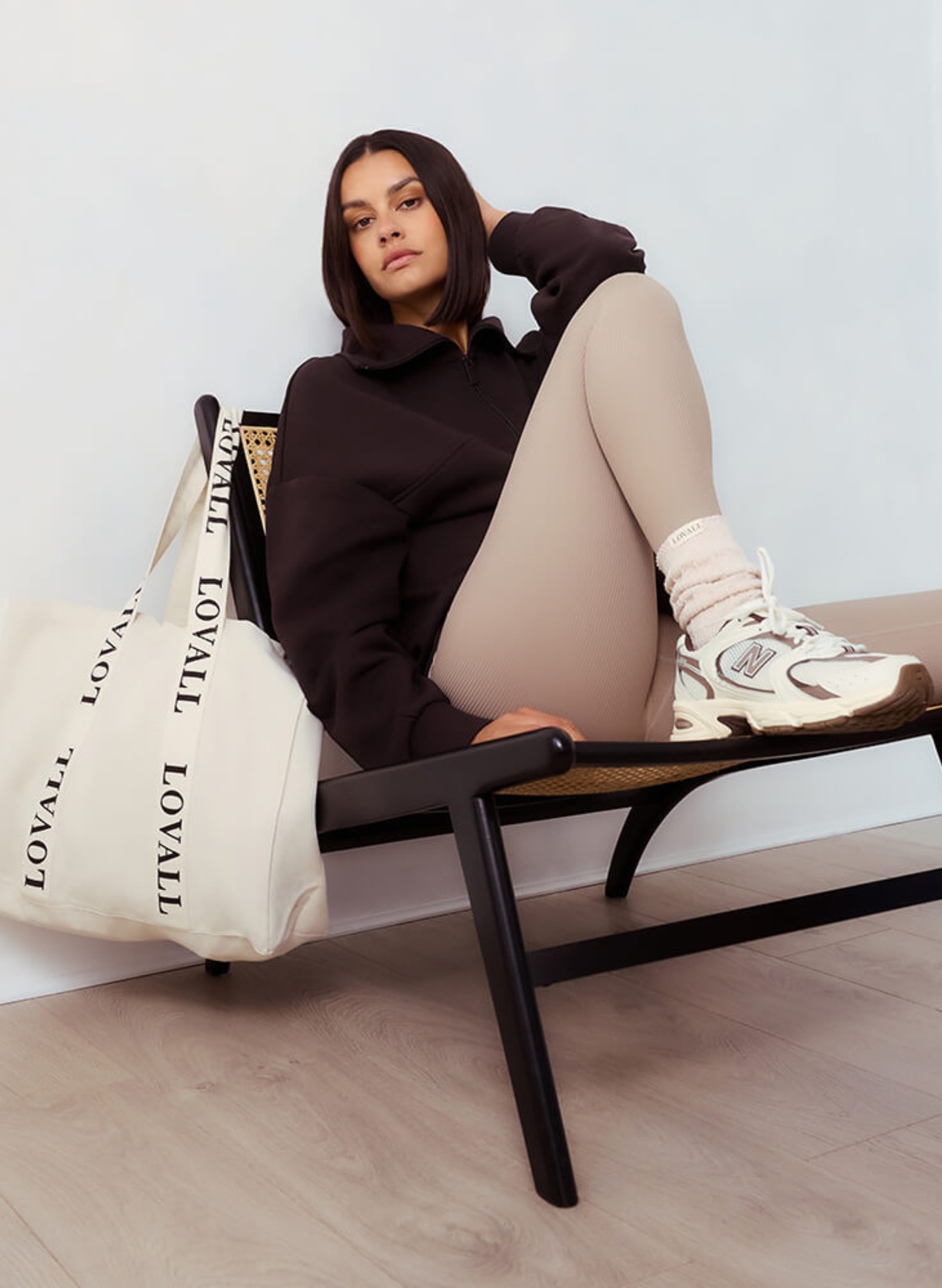 5 Wardrobe Essentials That Pair Perfectly with Leggings