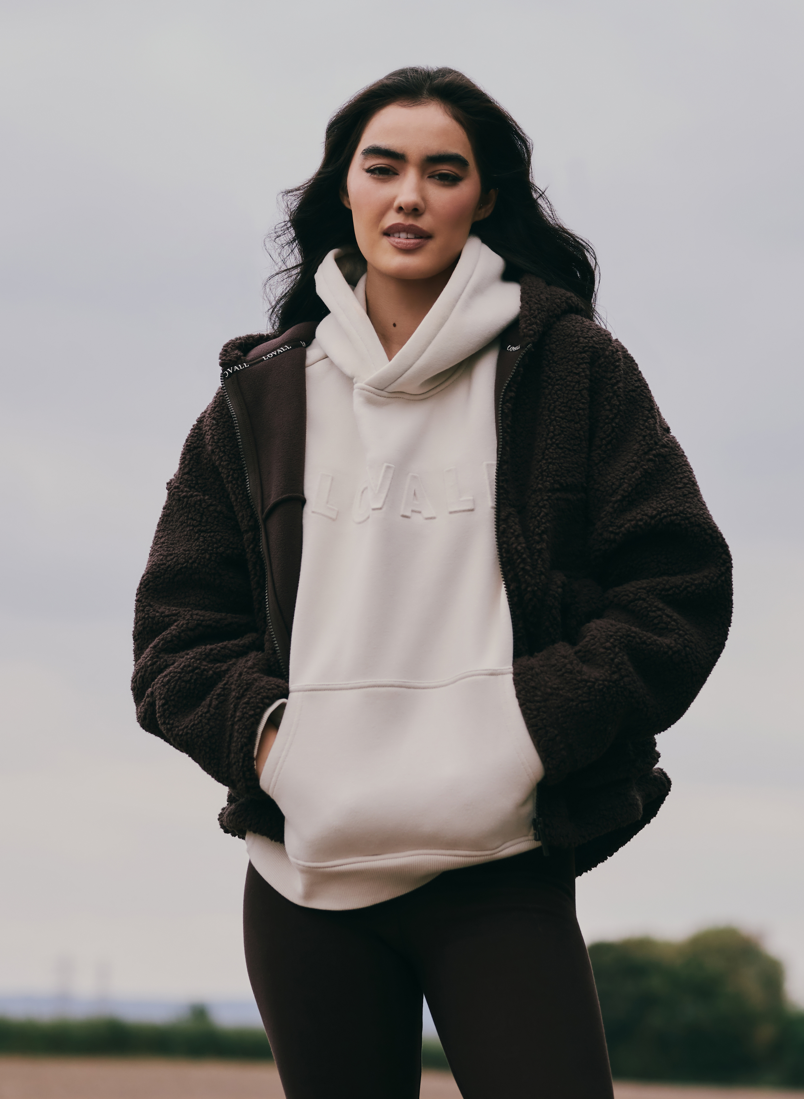 Cosy Season is Calling: Your Autumn Capsule Wardrobe