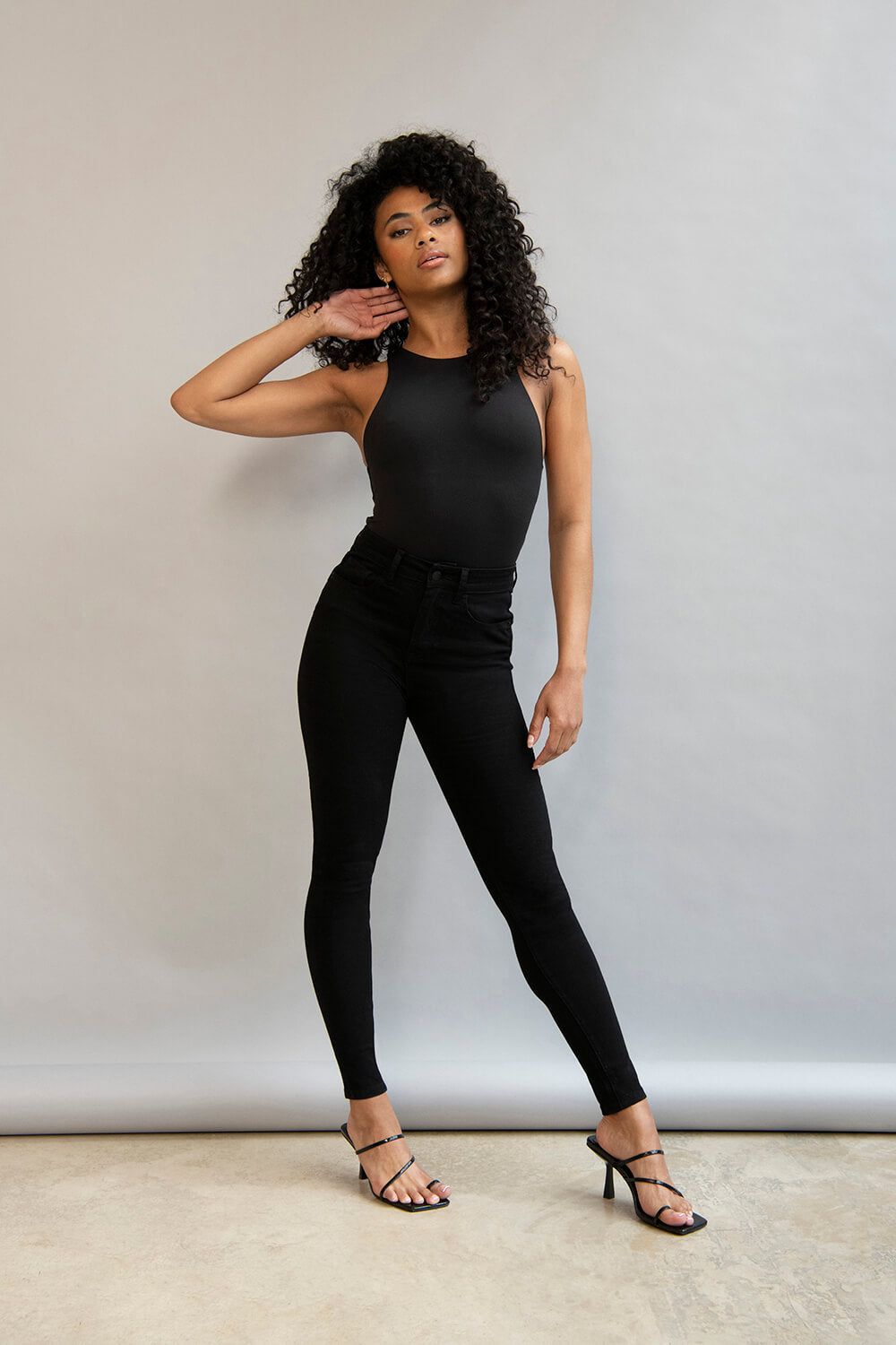 12 Black Leggings That You Can Wear Anywhere and Everywhere - Features -