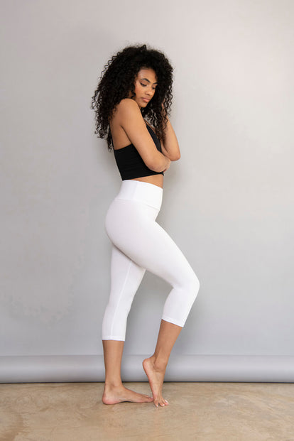 Curve Cropped Lightweight Leggings - White