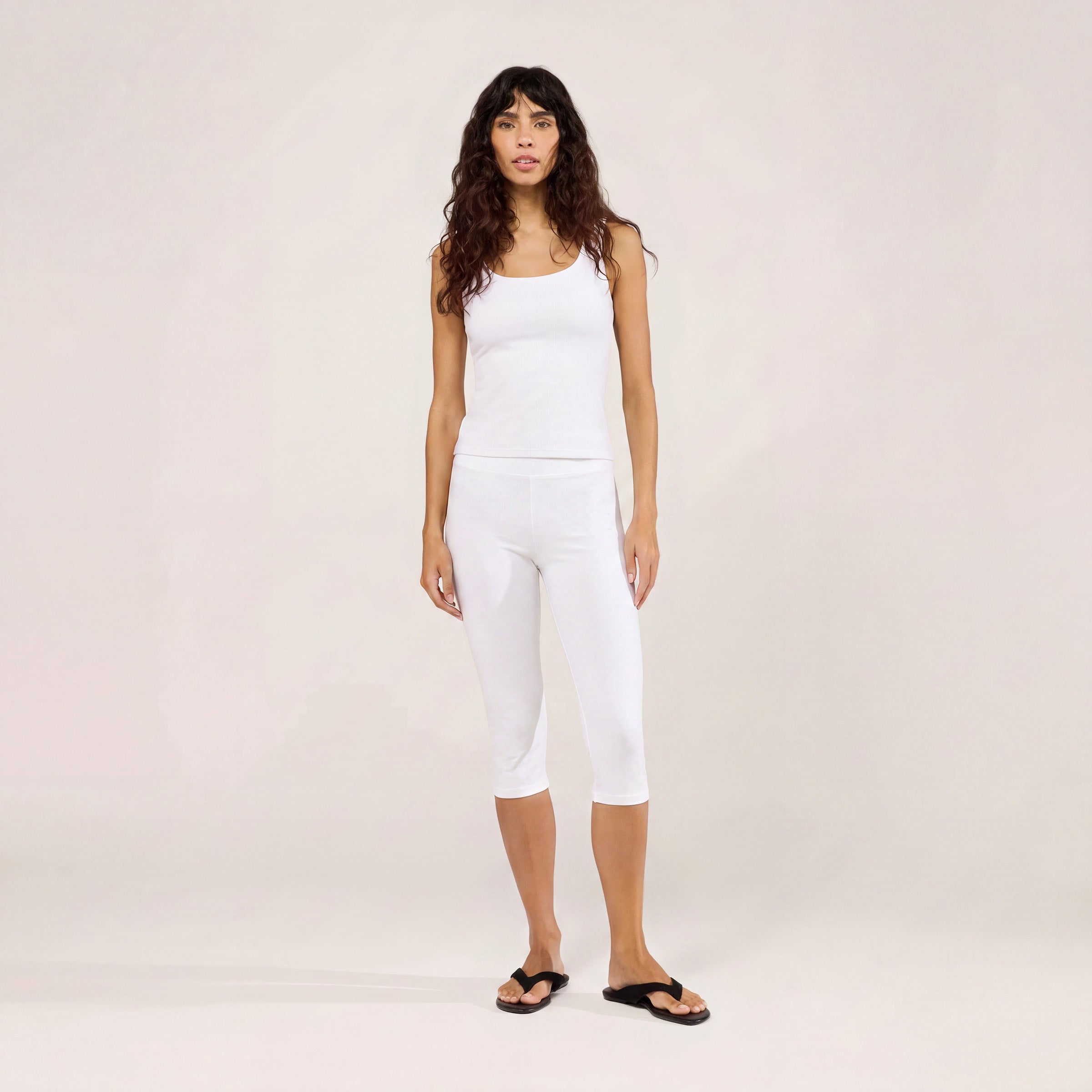 Capri Lightweight Leggings