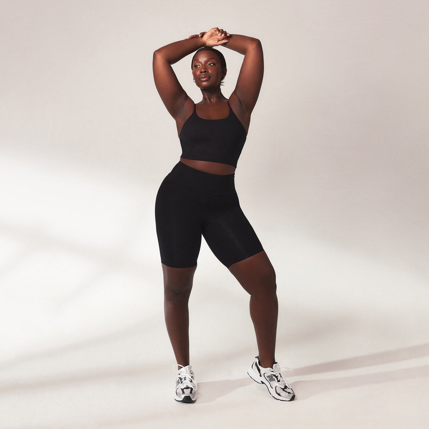 Curve Lightweight Everyday Cycling Shorts - Black