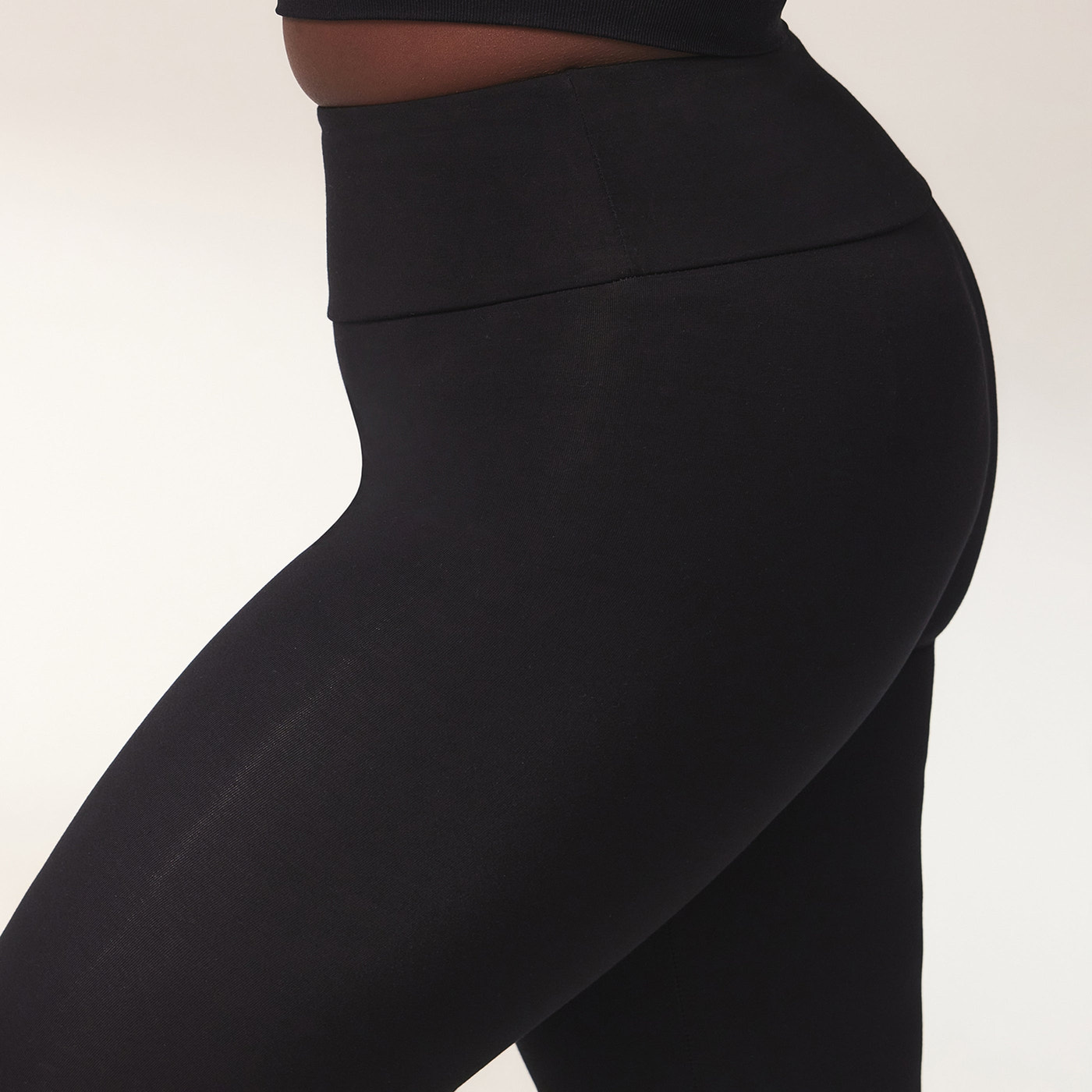 Curve Lightweight Everyday High Waisted Leggings - Black