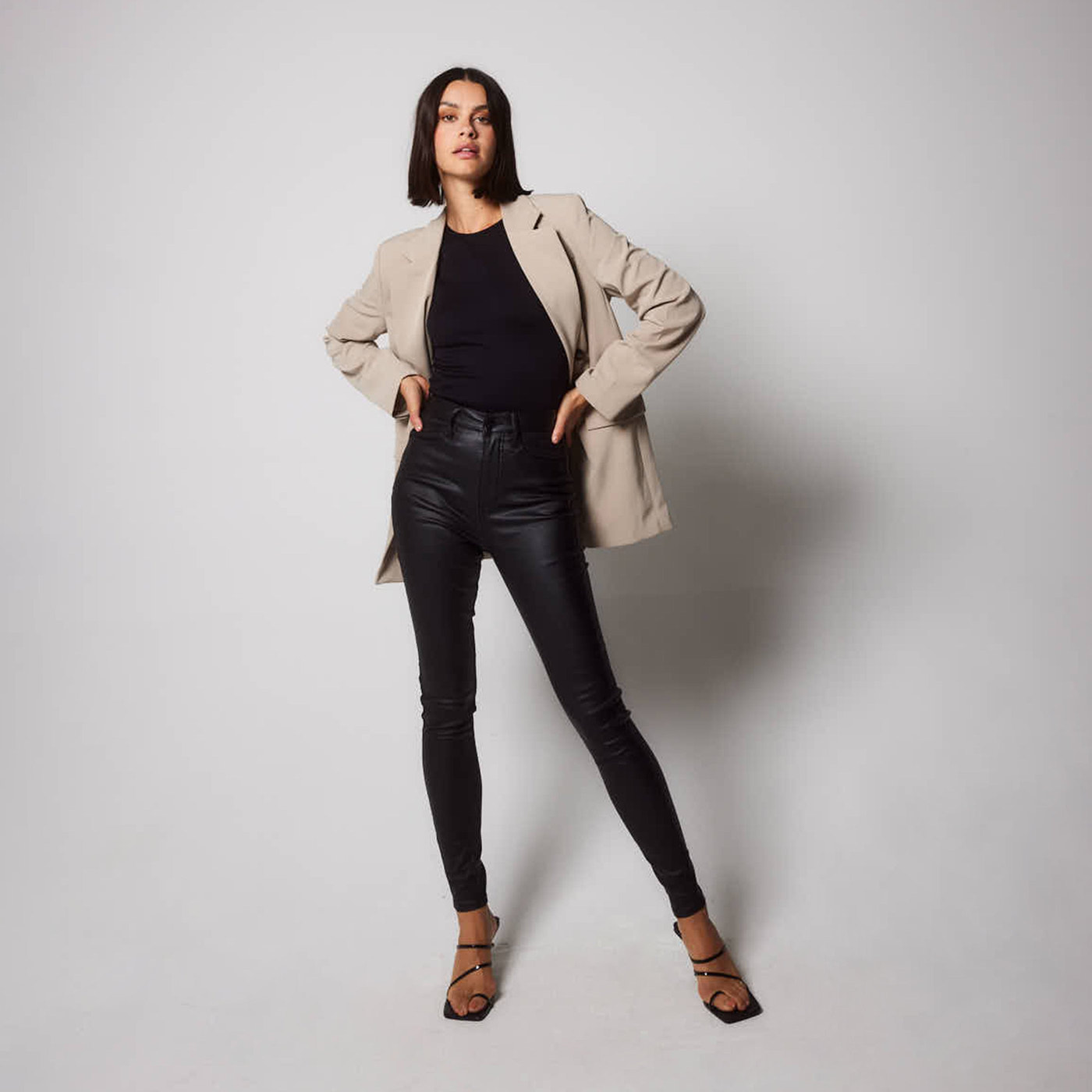 Curve Coated Jeans - Black