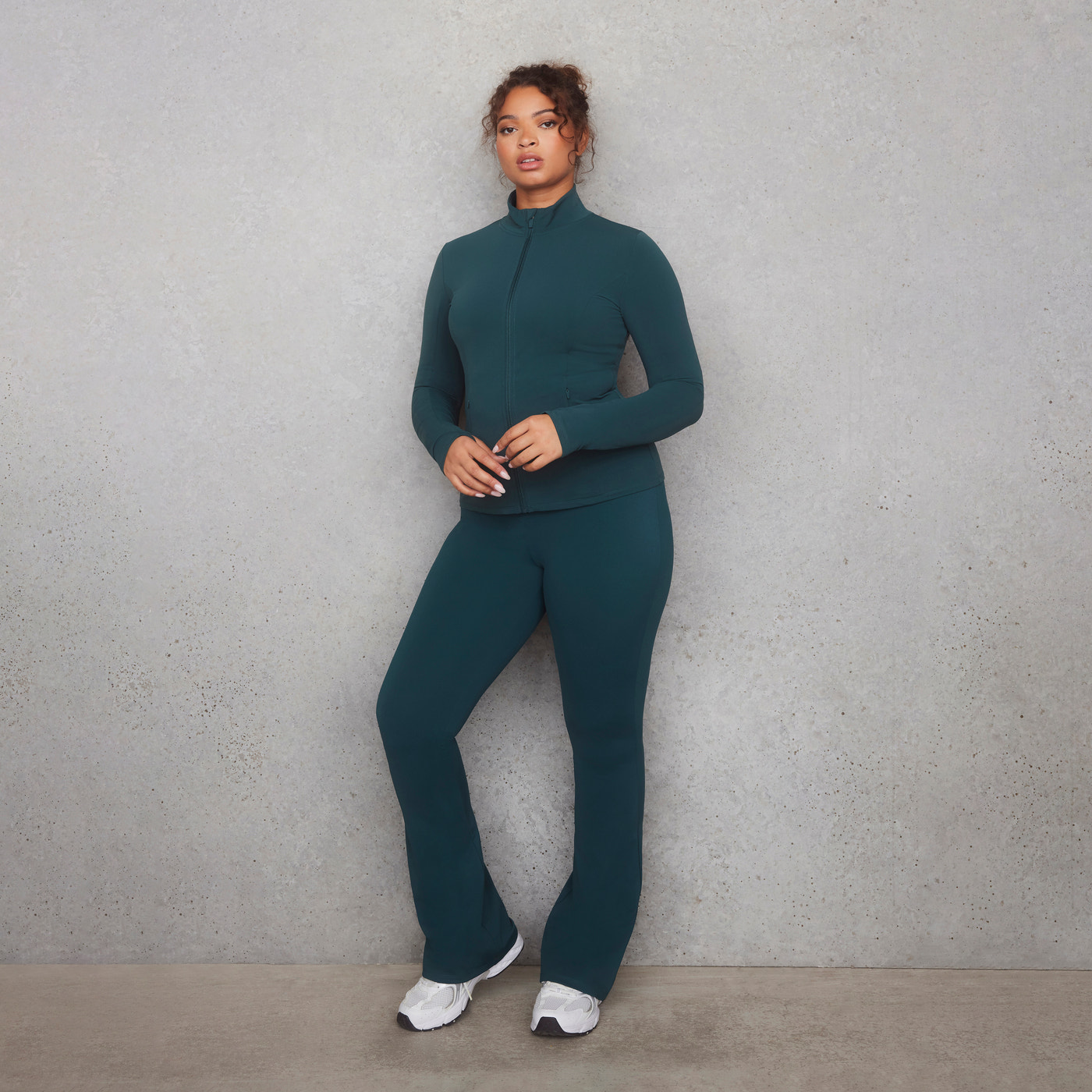 Empower Flare Leggings - Deep Forest