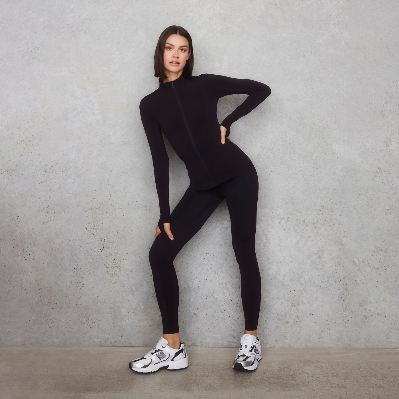 Empower Jacket - Black