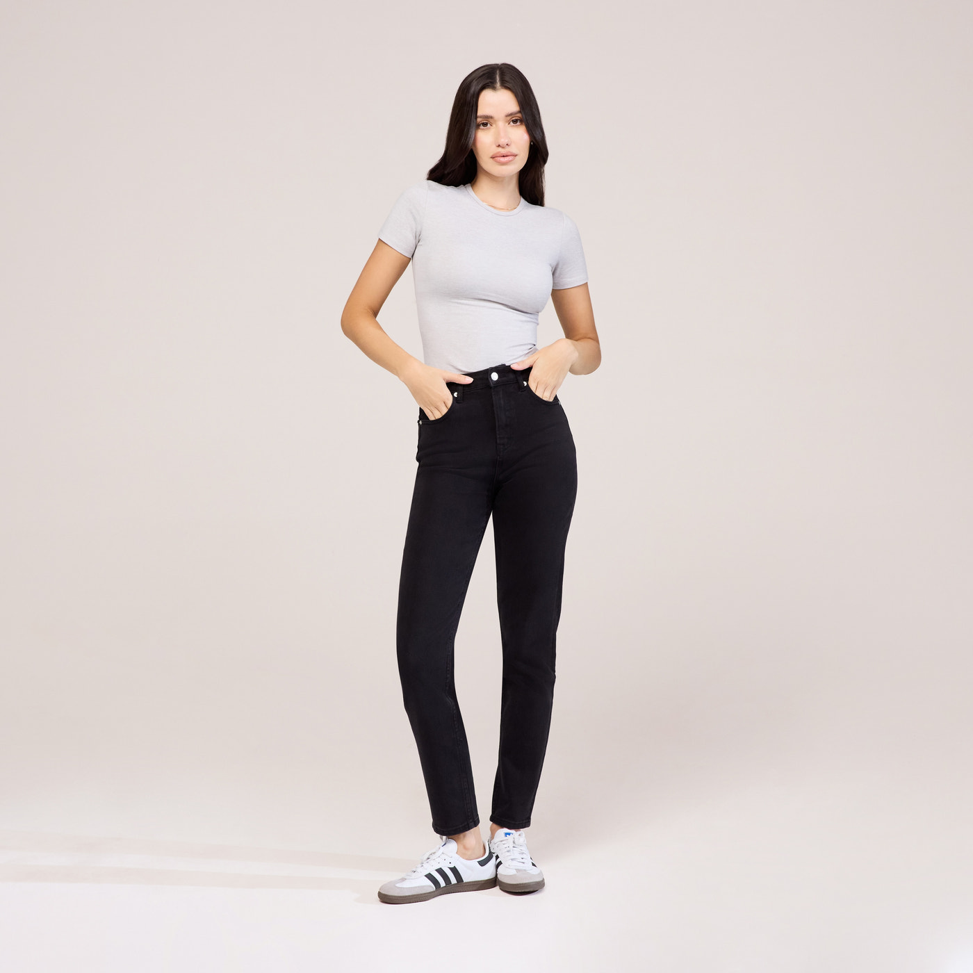 Slim Fit Mom Jeans - Black
