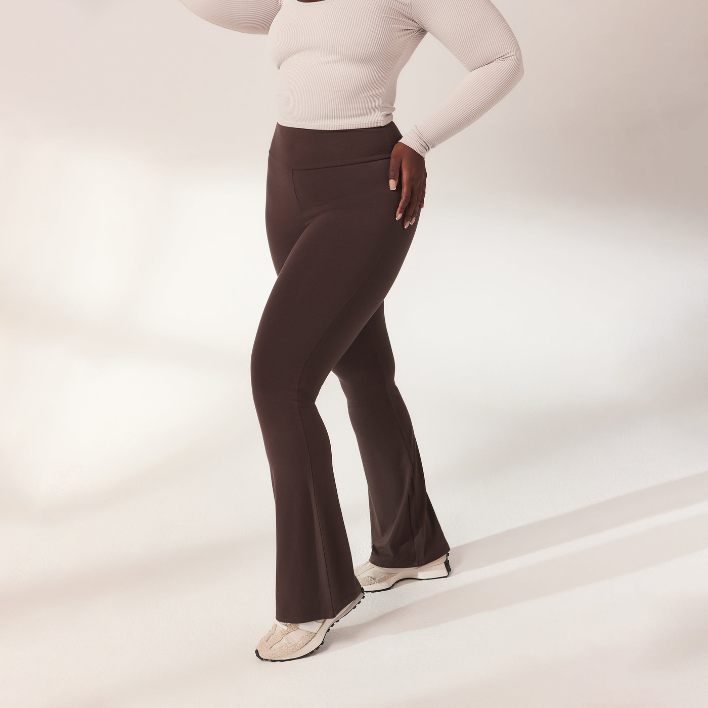 Curve lightweight Flare Leggings - Espresso Brown