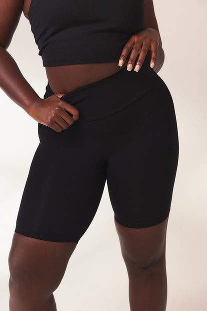 Curve Lightweight Everyday Cycling Shorts - Black