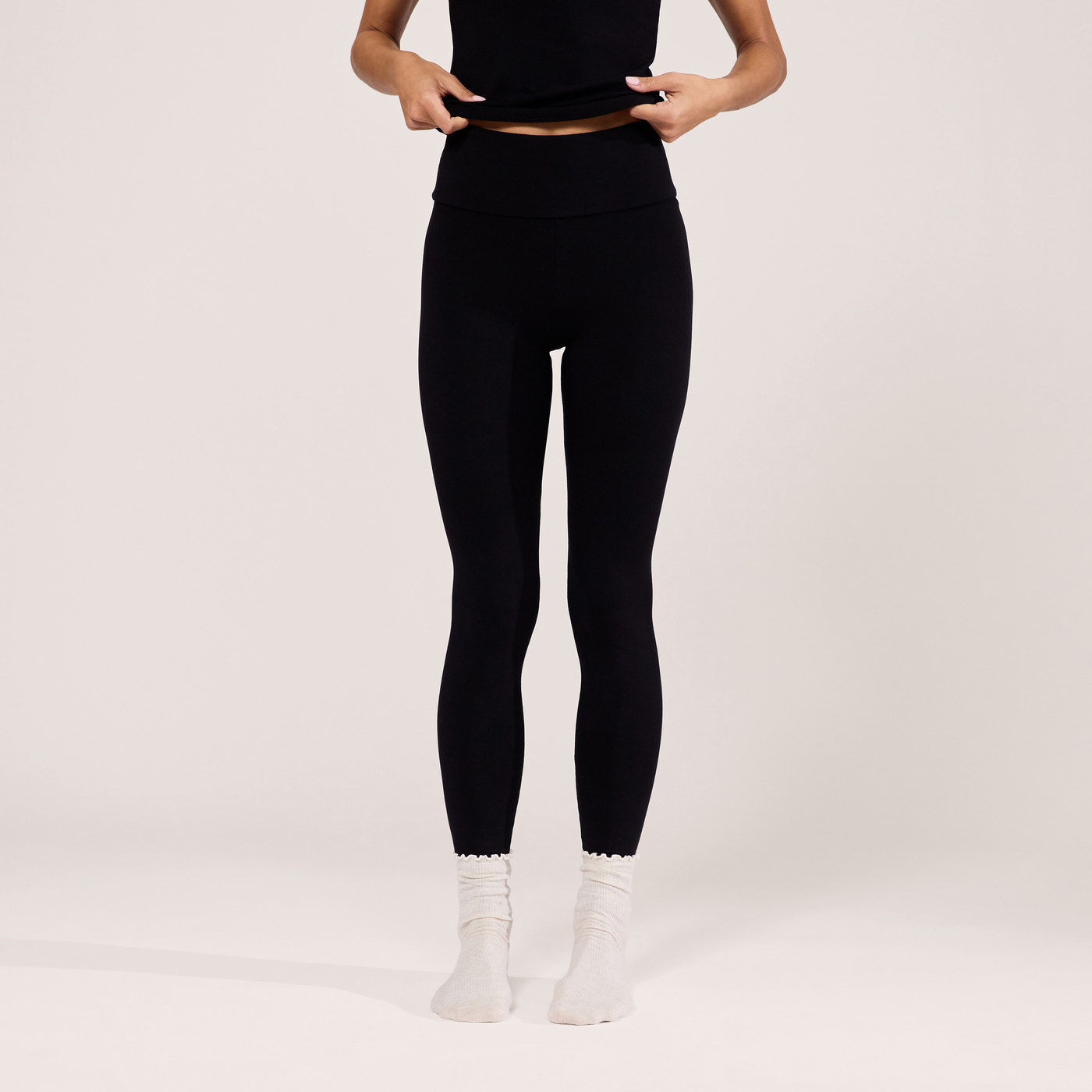 Lightweight Everyday High Waisted Leggings - Black
