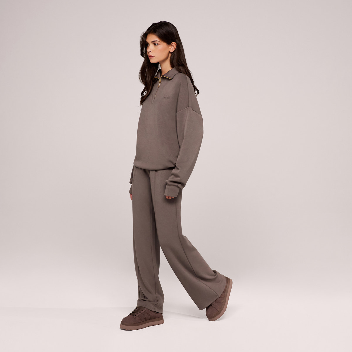 Ultimate Soft Wide Leg Jogger - Mocha