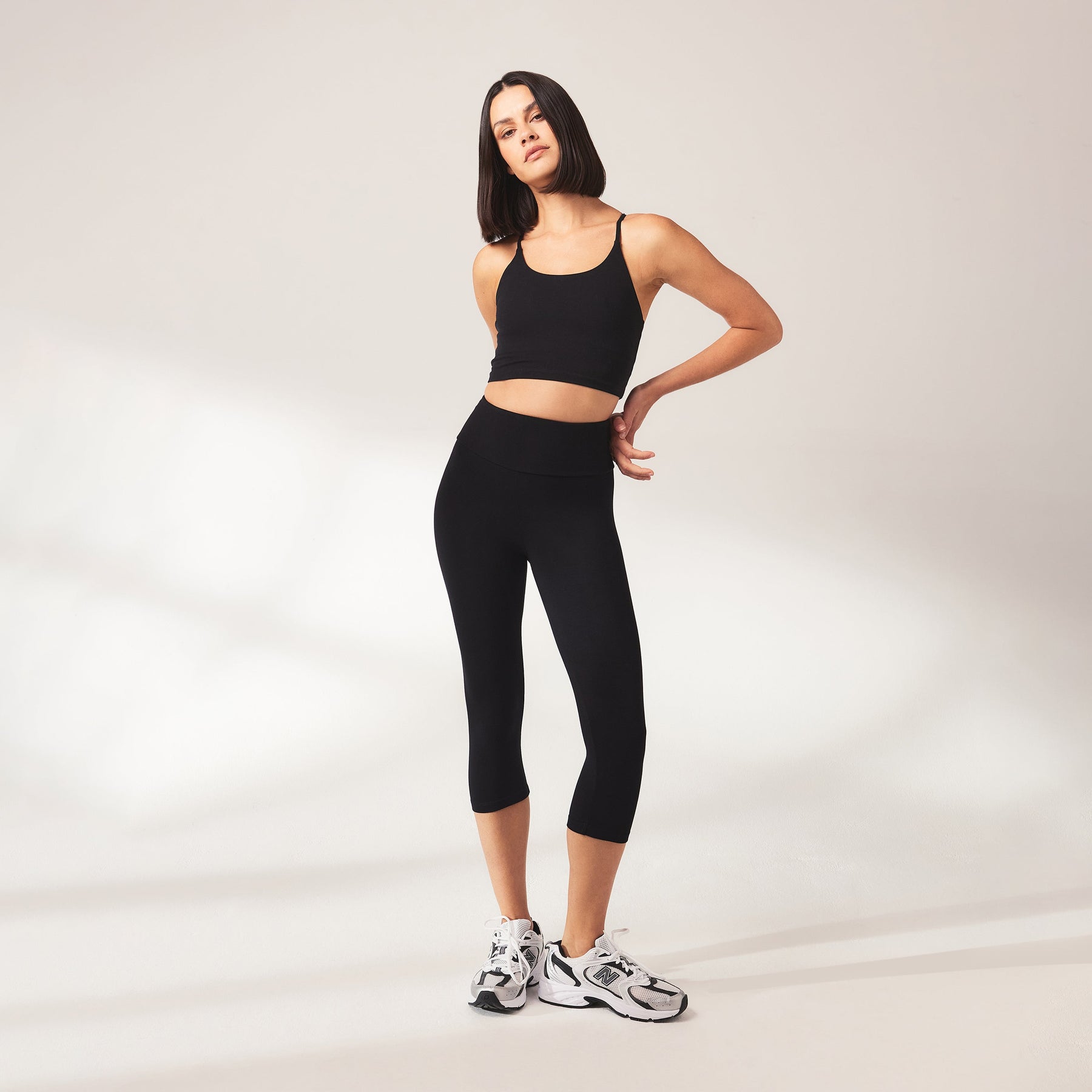 Cropped Lightweight Leggings - Black