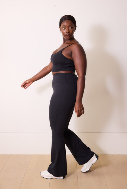 Curve 24/7 Revitalise Flare Leggings - Midnight Black