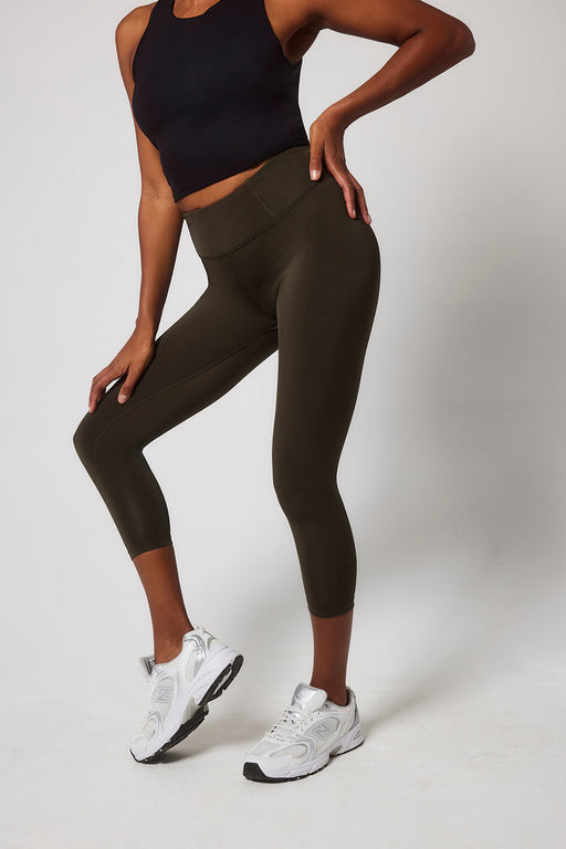 Focus Cropped High Waisted Sports Leggings--Olive Green