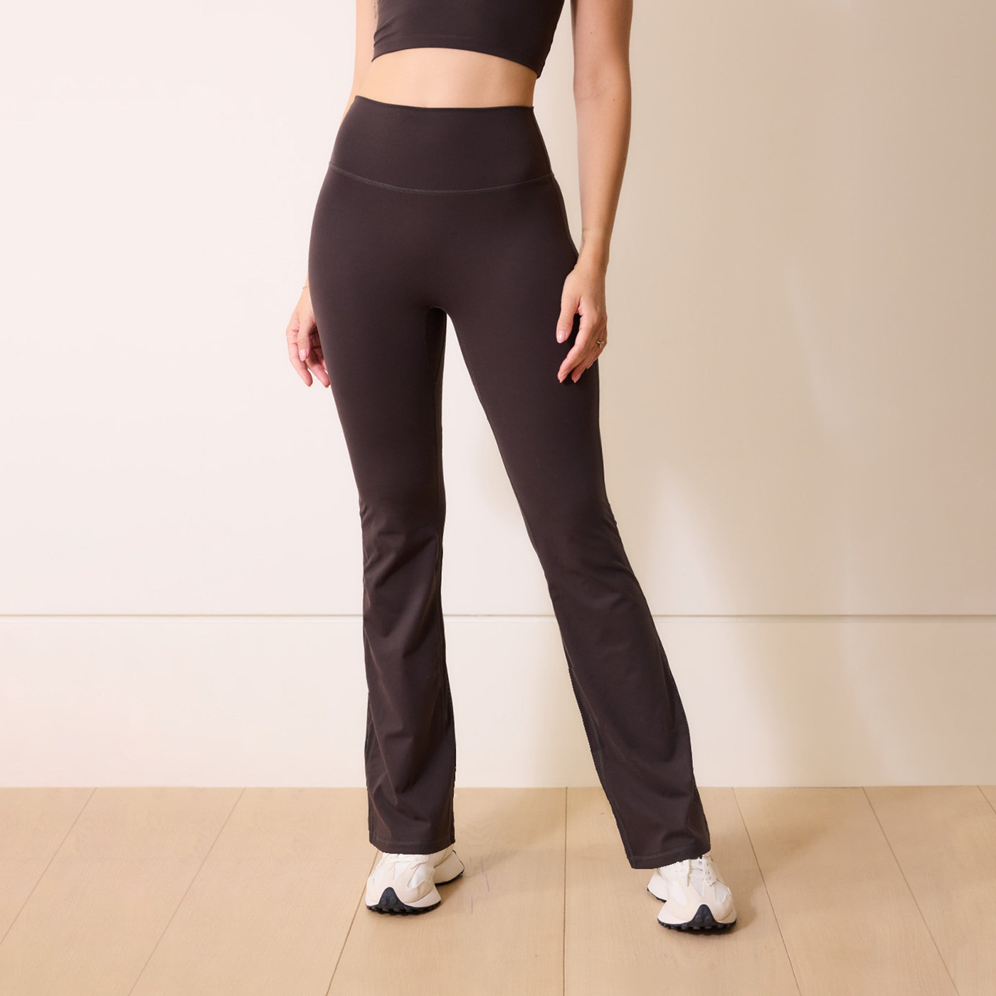 Curve 24/7 Revitalise Flare Leggings - Black Coffee