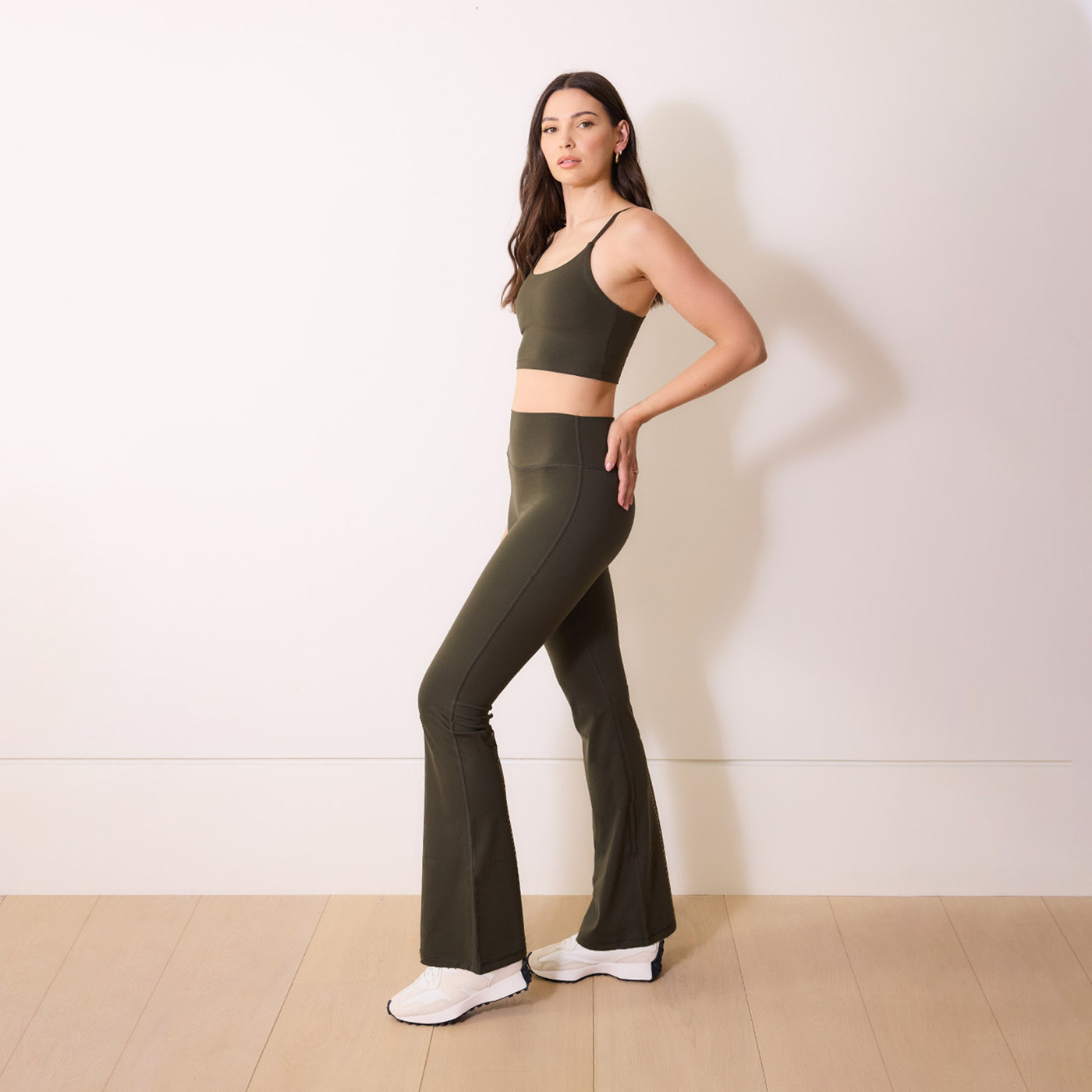 Curve 24/7 Revitalise Flare Leggings - Deep Olive