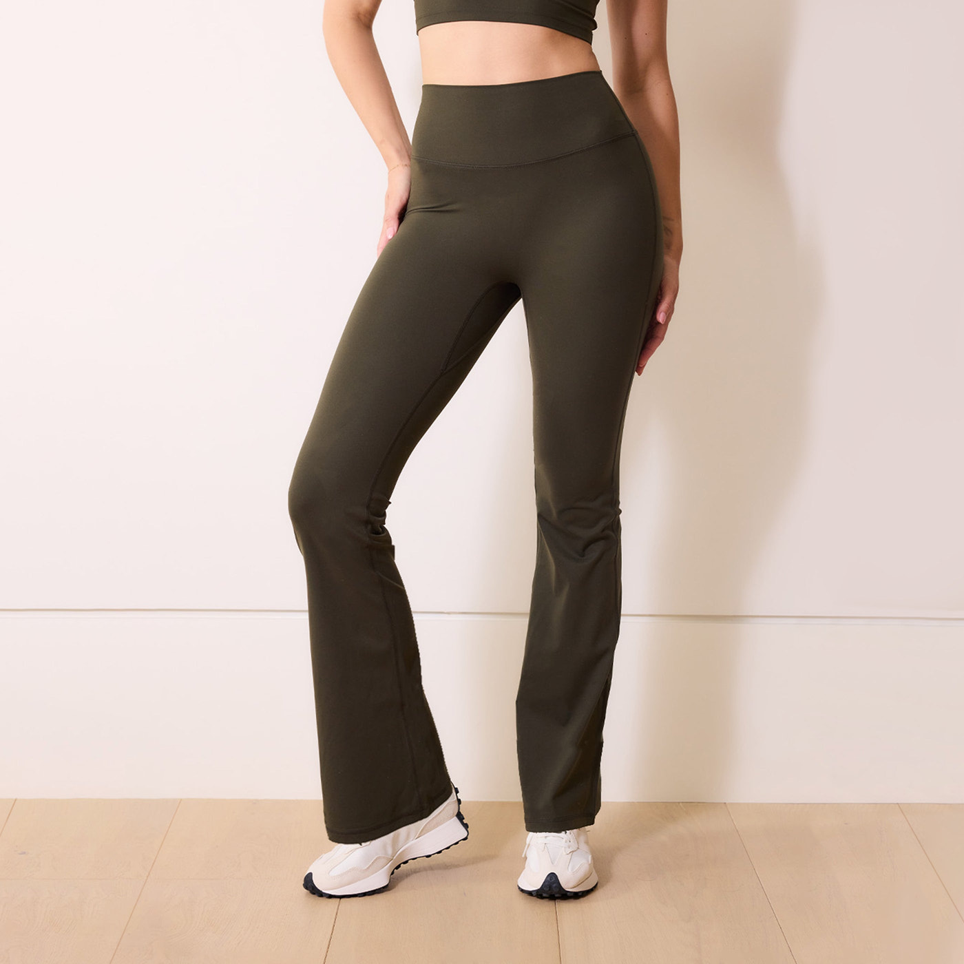 Curve 24/7 Revitalise Flare Leggings - Deep Olive