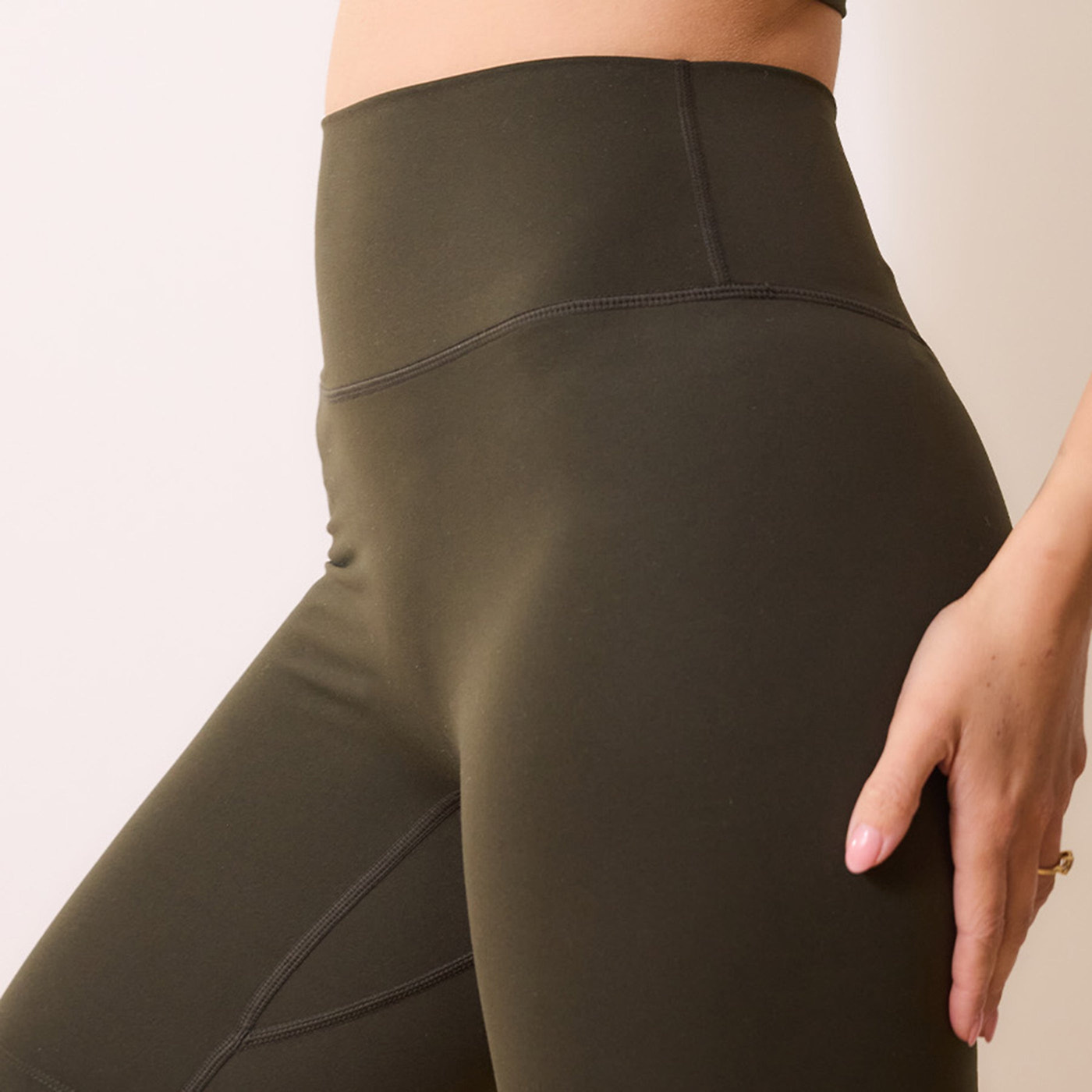 24/7 Revitalise Cycling Shorts - Deep Olive