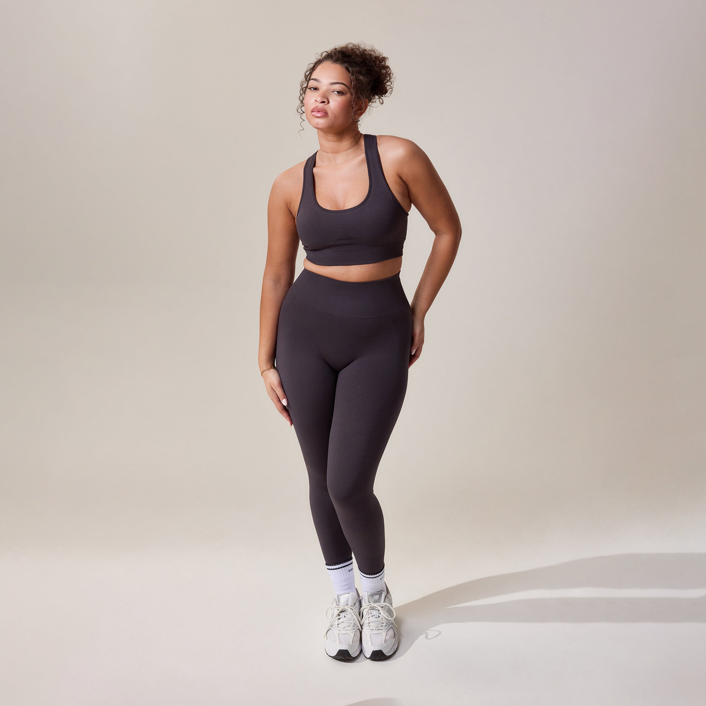 Curve Sculpt Seamless Sports Bra - Shadow