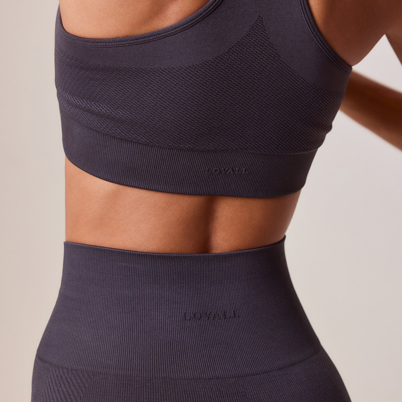 Sculpt Seamless Sports Bra - Shadow