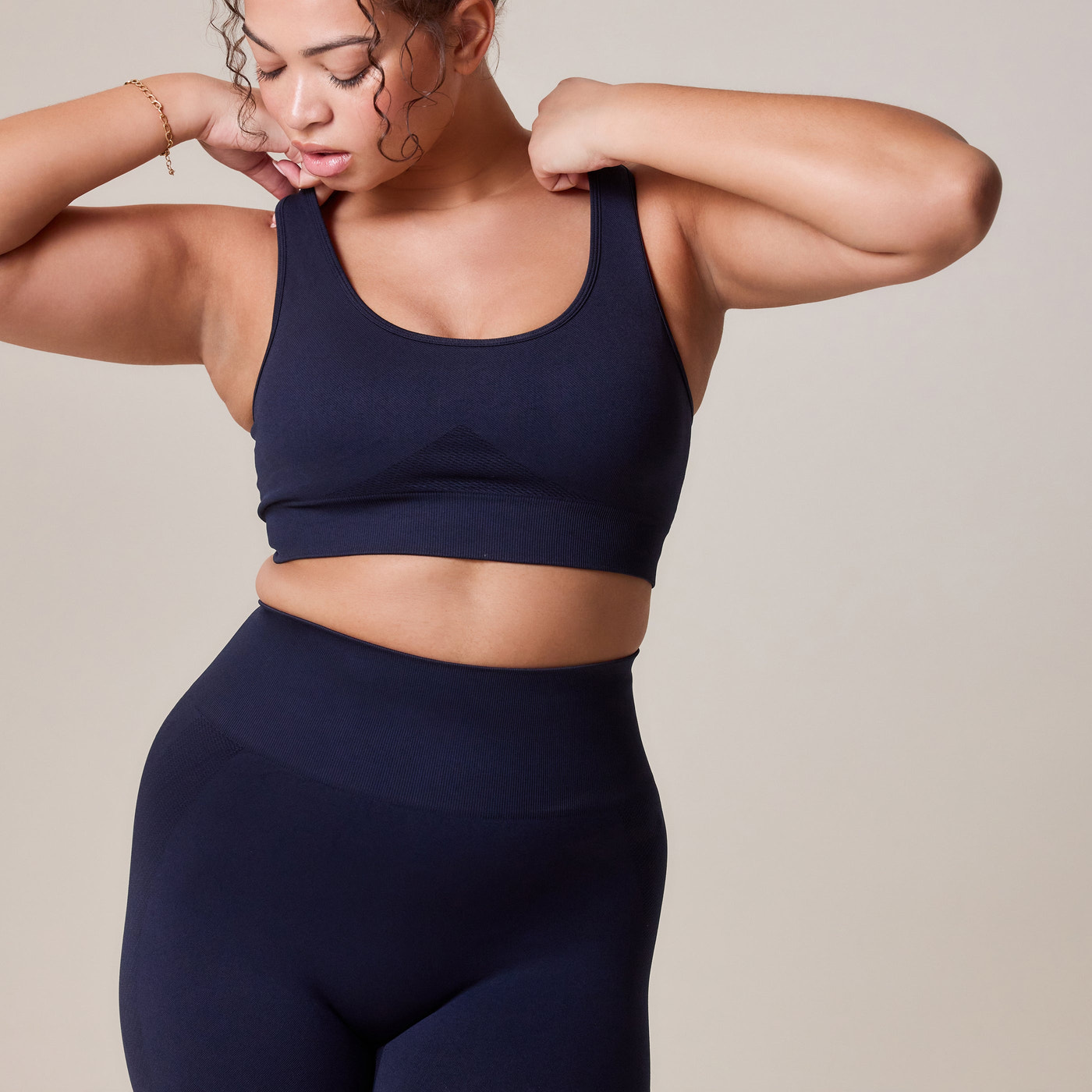 Curve Sculpt Seamless Sports Bra - Deep Navy