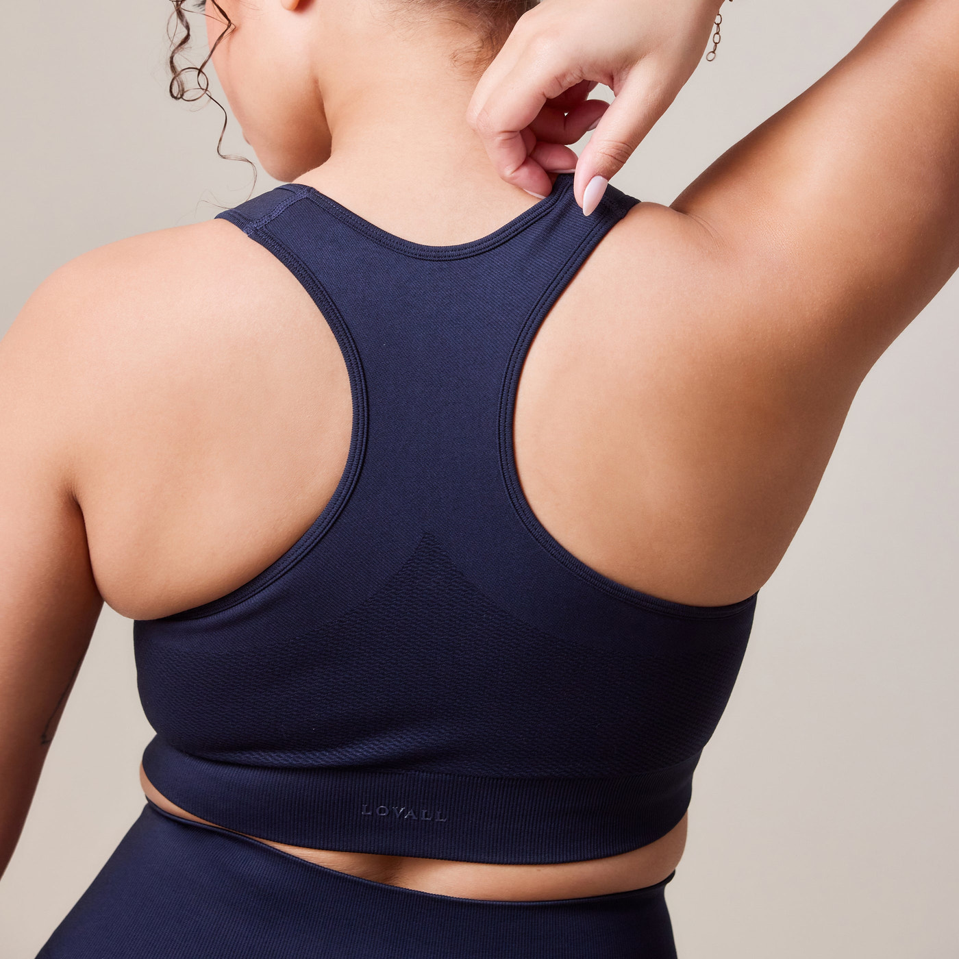 Curve Sculpt Seamless Sports Bra - Deep Navy
