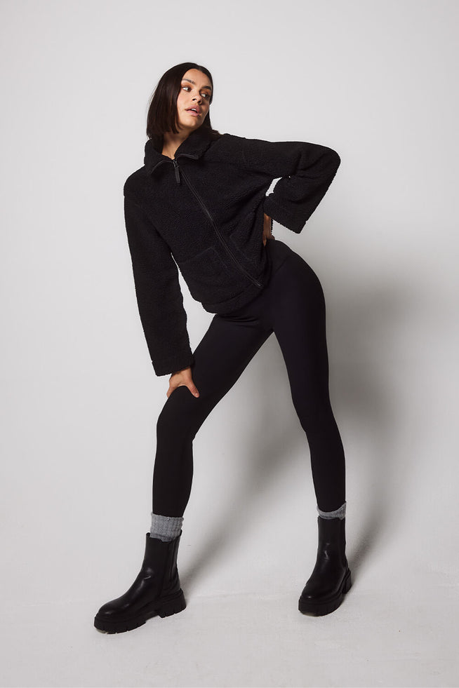 Black Fleece Lined Leggings - Stay Warm and Stylish!