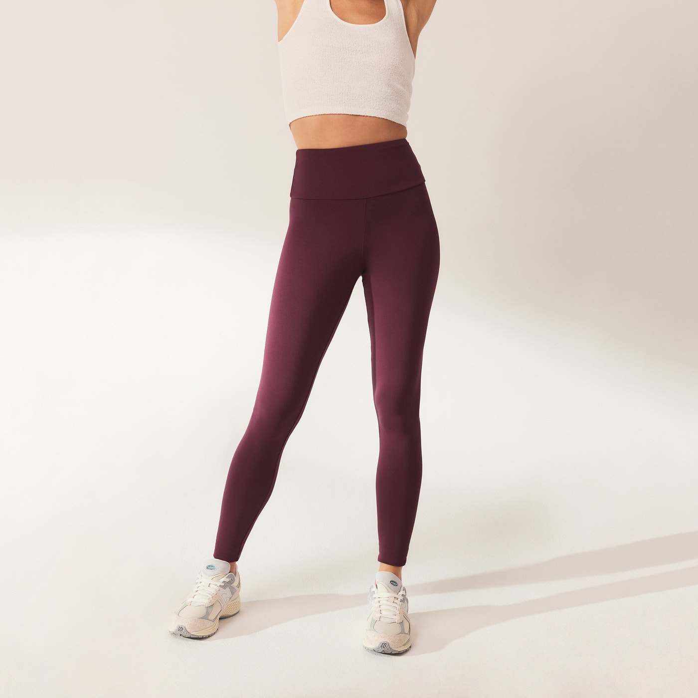 Lightweight Everyday High Waisted Leggings - Burgundy