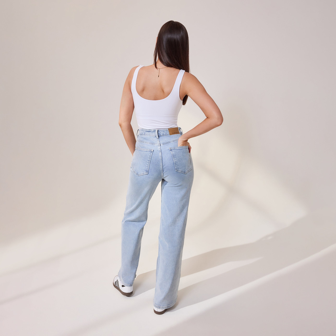 Wide Leg Jeans - Light Bleach
