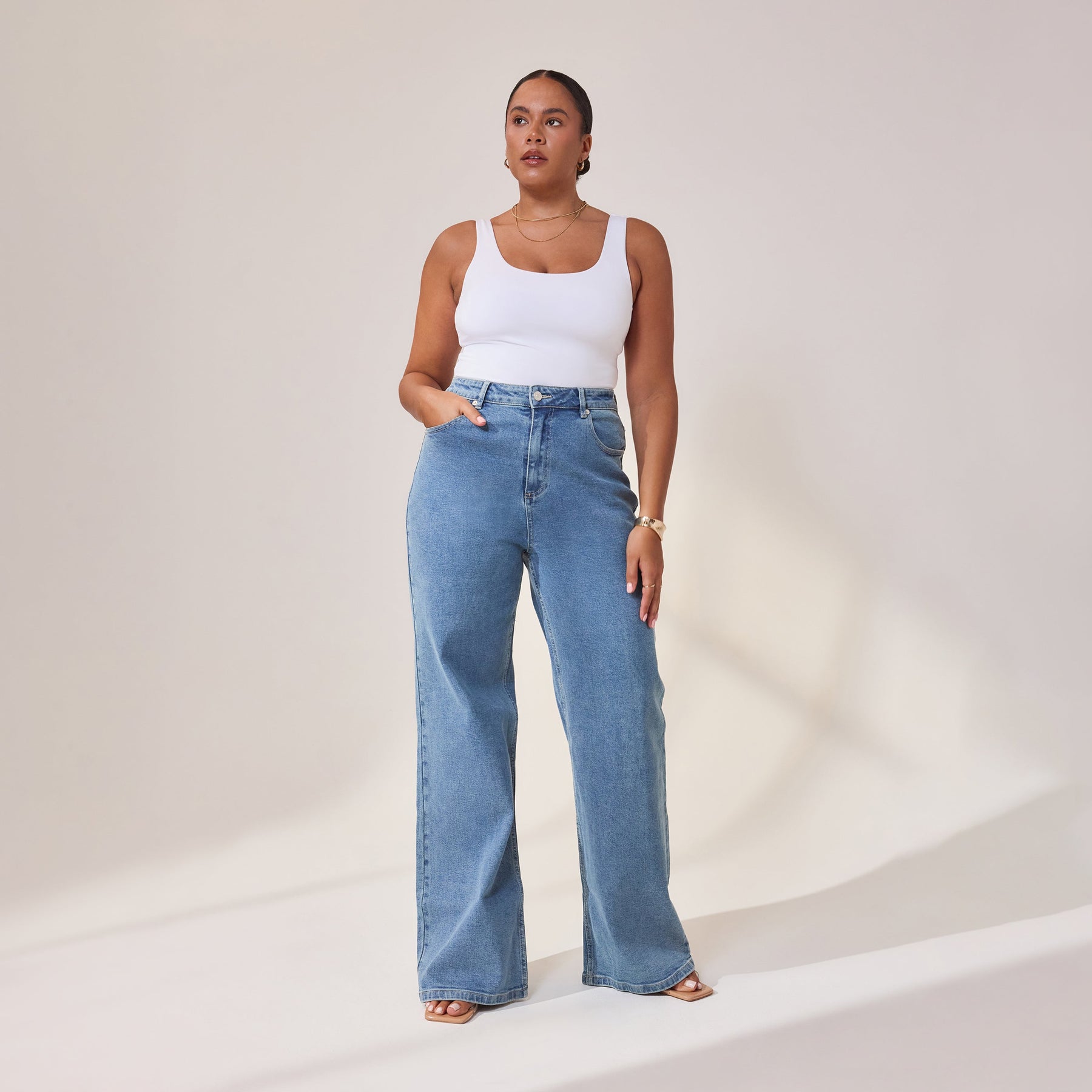Curve Wide Leg Jeans - Mid Blue