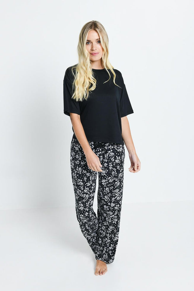 Soft Touch Pyjama Set - Black Floral