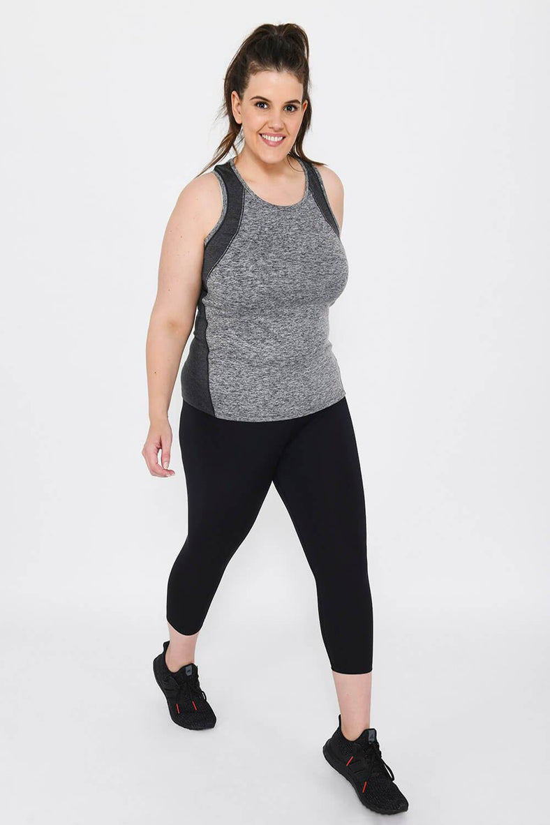 Curve Focus Cropped High Waisted Sports Leggings--Midnight Black