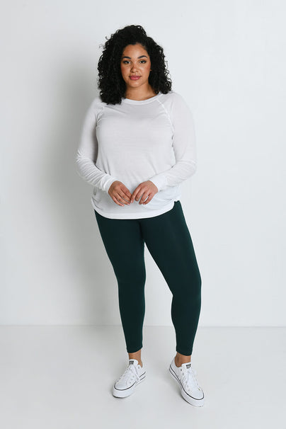 products/C_Forest_Green_ClassicLeggings_1.jpg