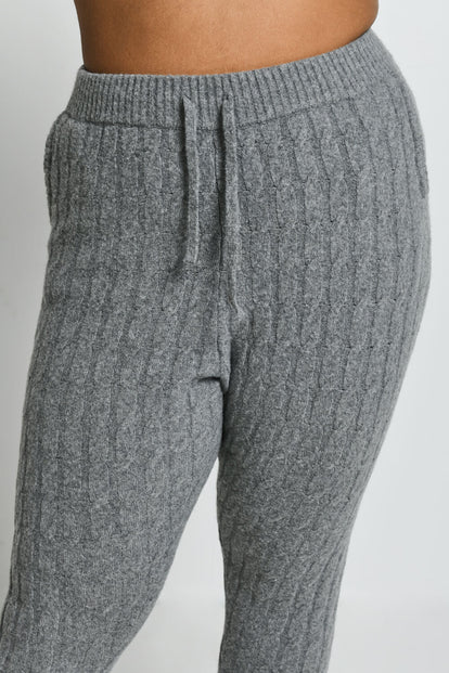 Curve Cable Knit Jogger - Grey