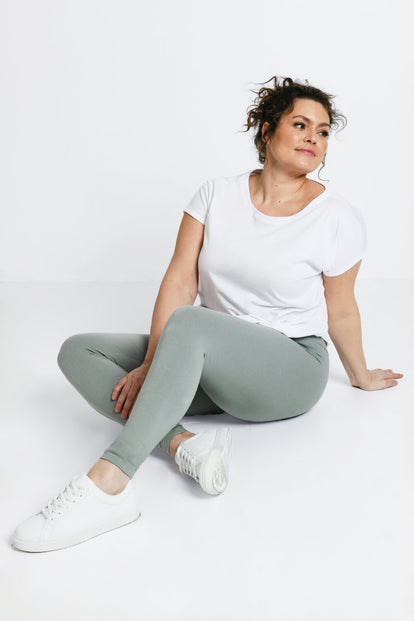 Curve Everyday High Waisted Leggings - Sage Green