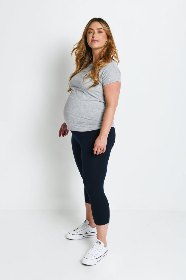 products/M_Navy_Blue_Cropped_Maternity_Leggings_1.jpg