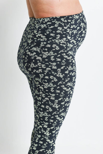 Maternity Everyday Leggings - Navy/Green Floral