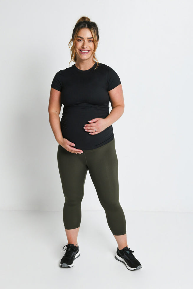 products/M_Olive_Green_Focus_Cropped_Maternity_Sports_Leggings_1.jpg