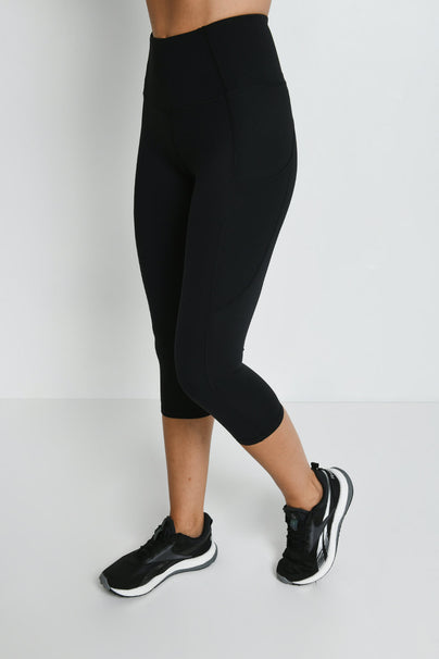 Energise Cropped High Waisted Gym Leggings--Midnight Black