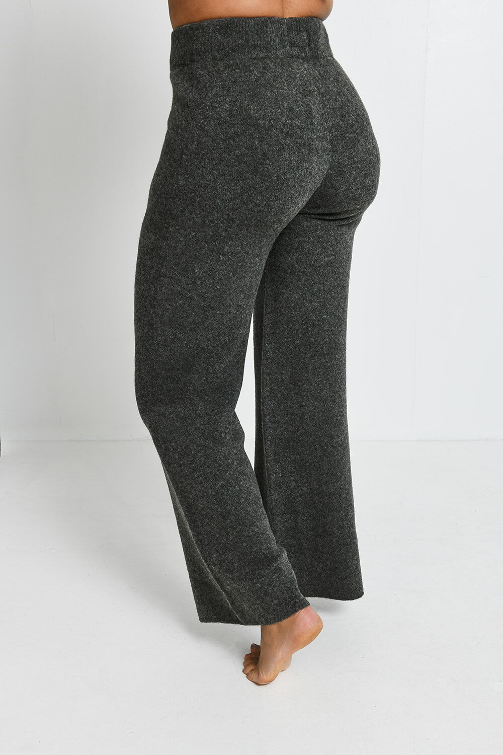 Mandy Knit Flare Trousers - Grey - MESHKI U.S